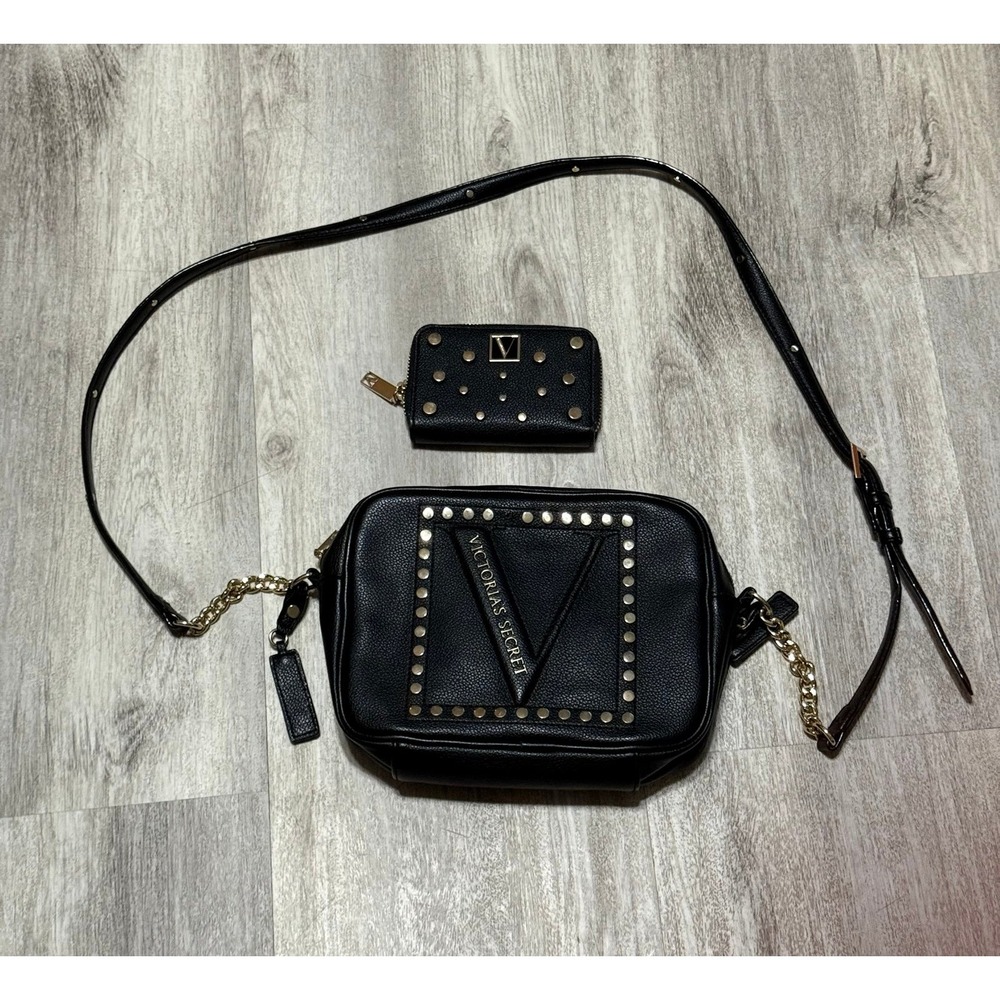VICTORIA'S SECRET The‎ Victoria Top Zip Crossbody Black V Logo and card holder